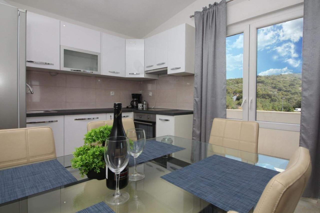 Conte Cikara Apartment Saricevi Exterior photo