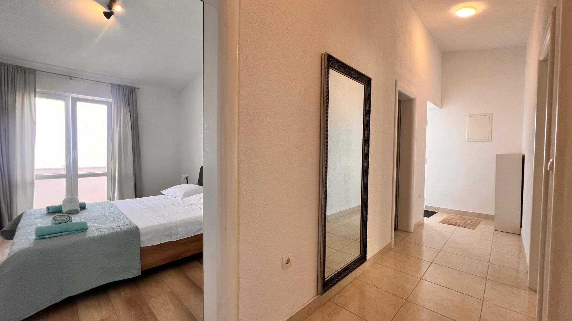 Conte Cikara Apartment Saricevi Exterior photo